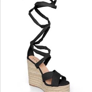 Venus black wrap around ankles wedges-size 9